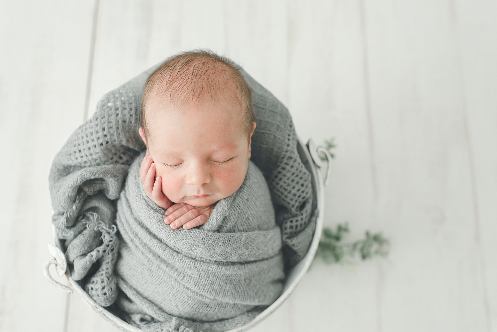 Centerville Ohio Newborn Natural Light Studio Photographer – Baby Knox