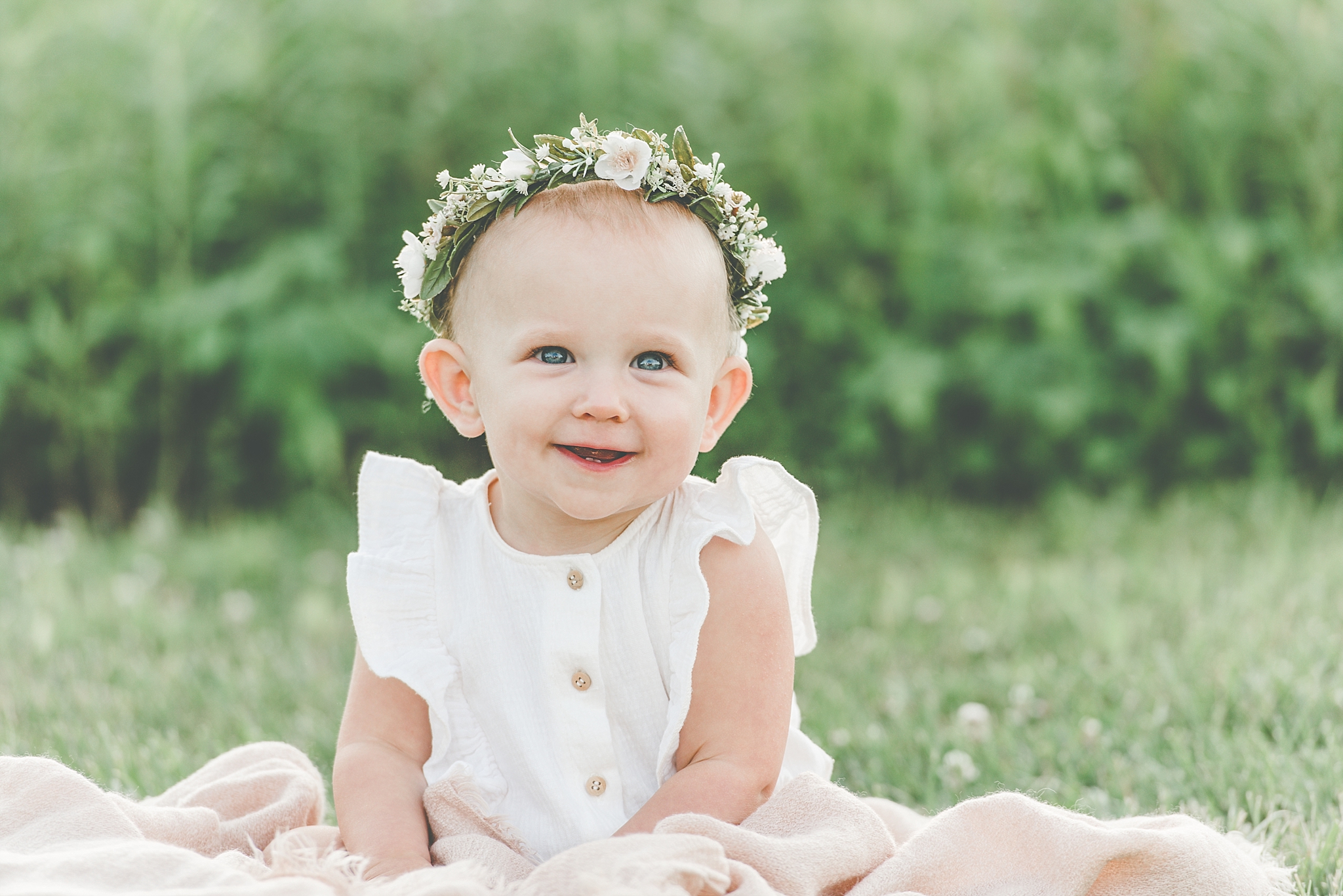Centerville Ohio Baby Photographer | Savannah is One