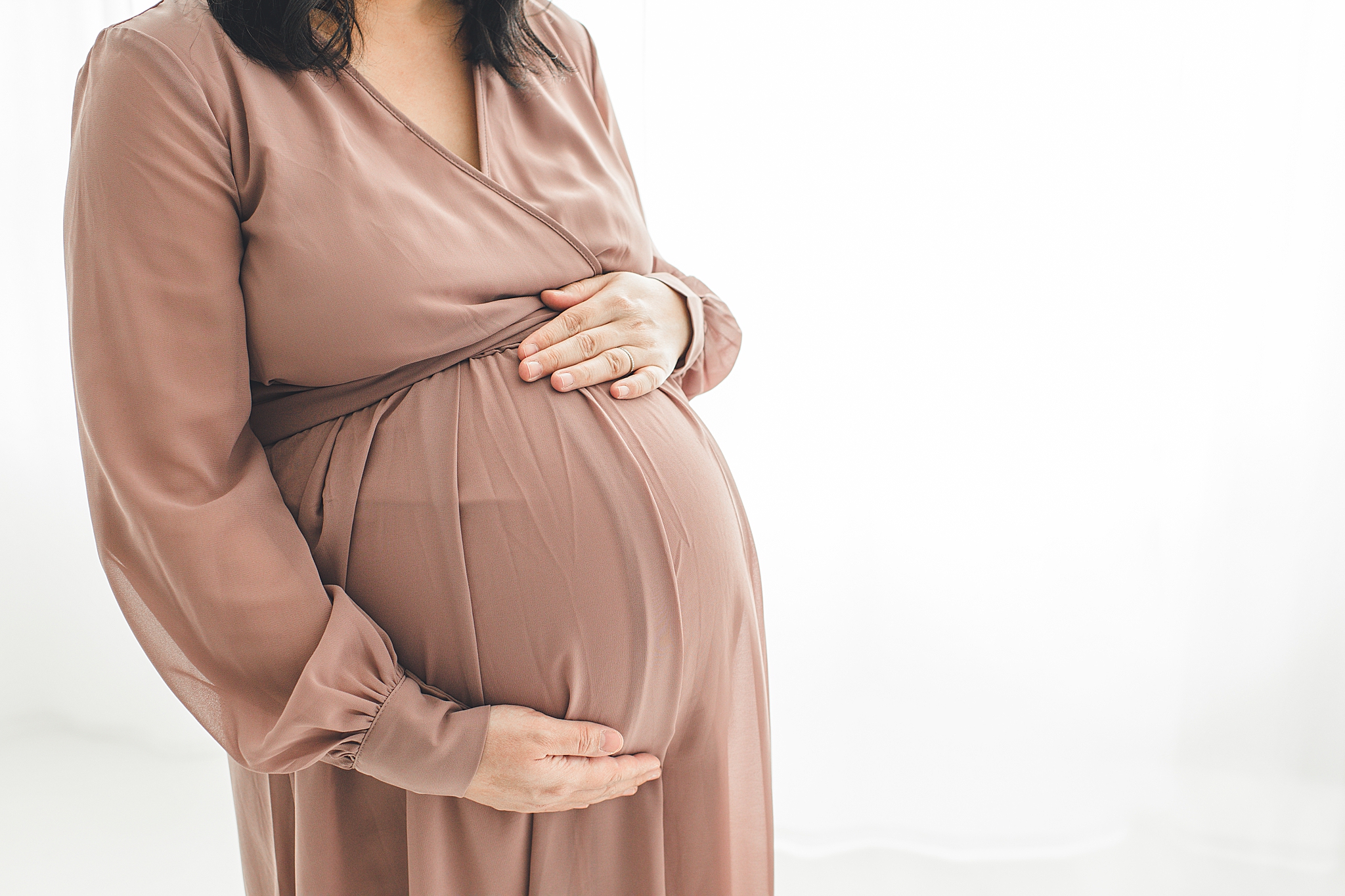 Dayton Ohio Maternity Photographer | Expecting Baby Osbourne