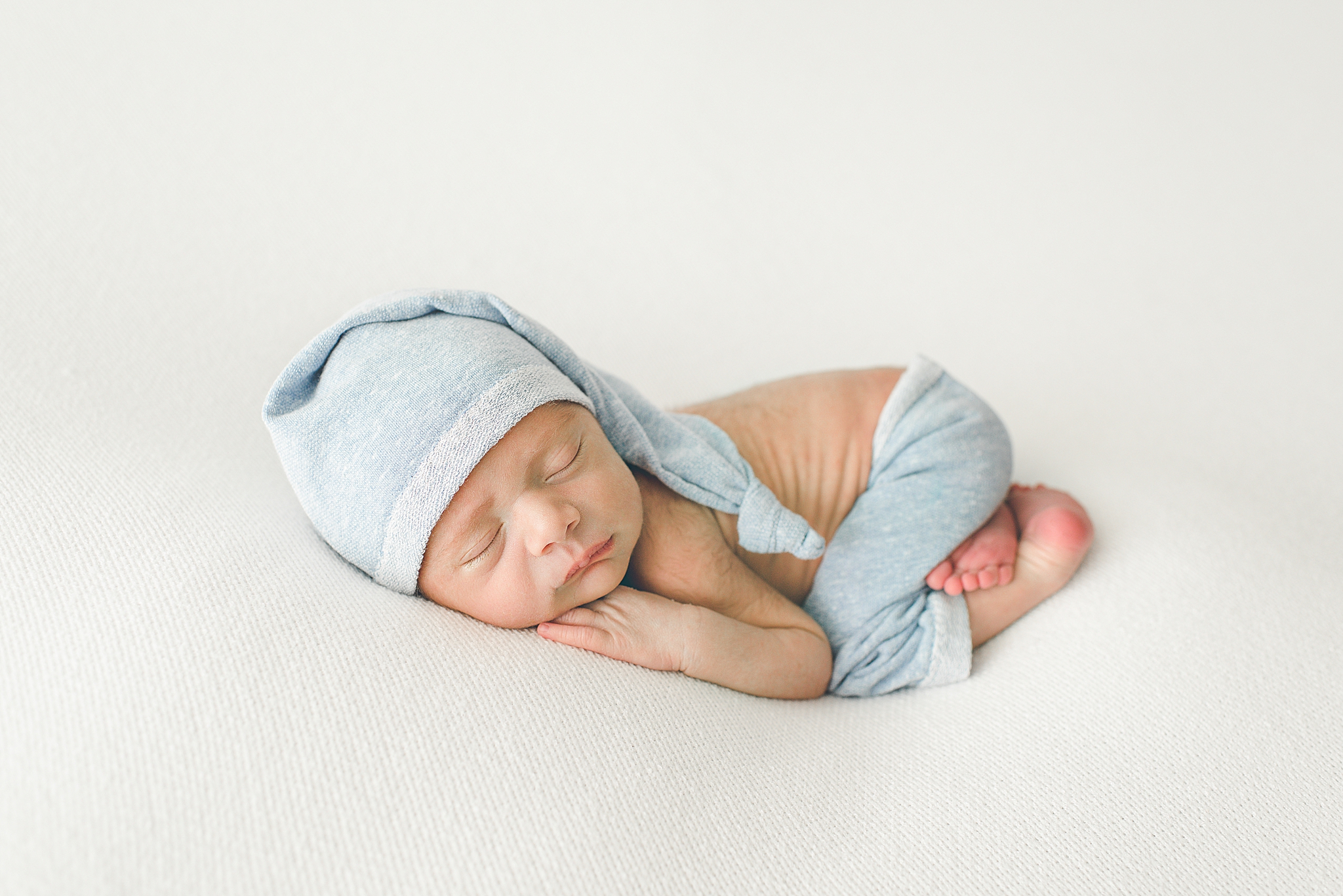 Springboro Ohio Newborn Photographer | Baby Devin