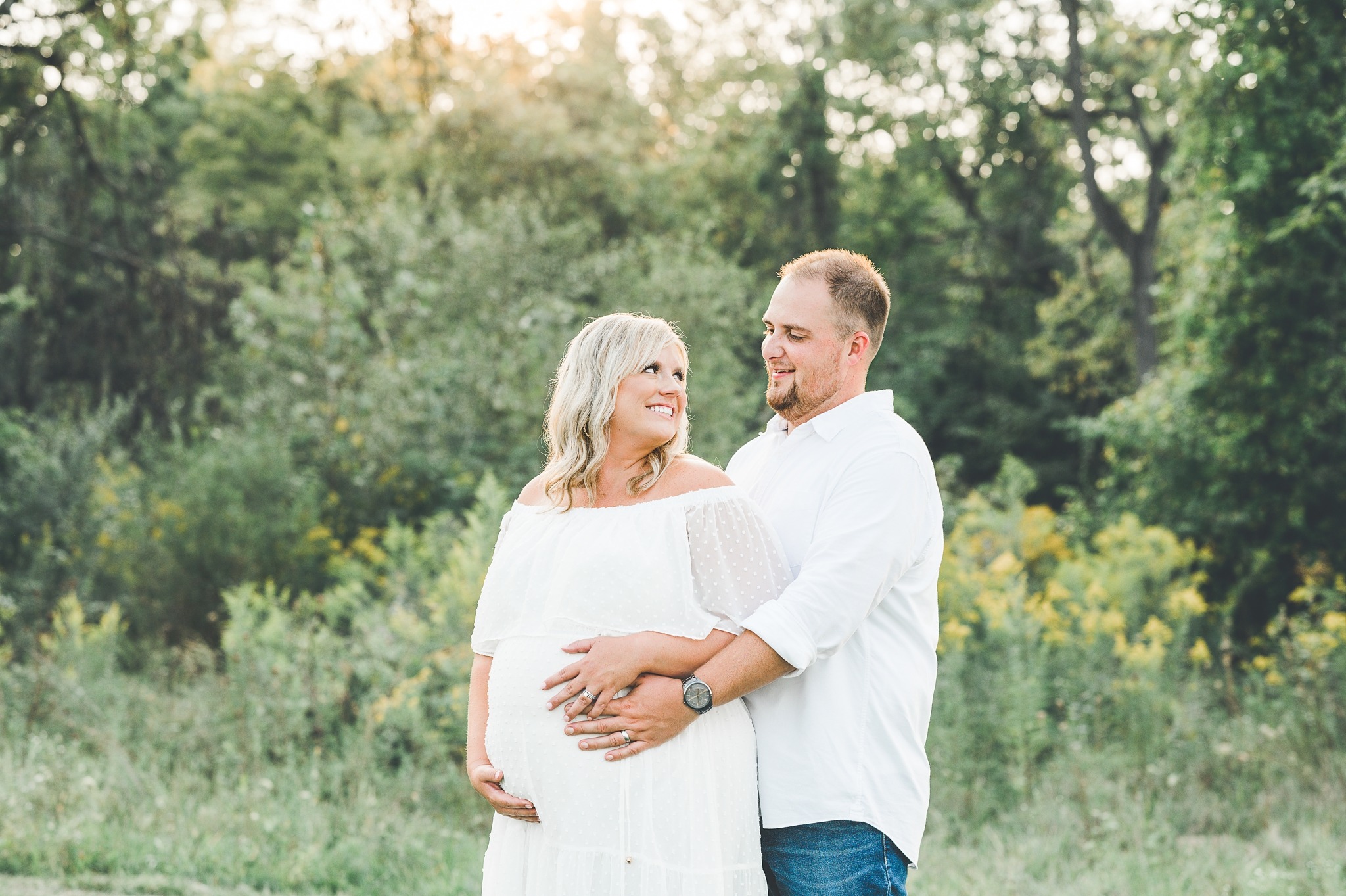 When to Schedule Maternity Photos | Expecting Baby Micsky