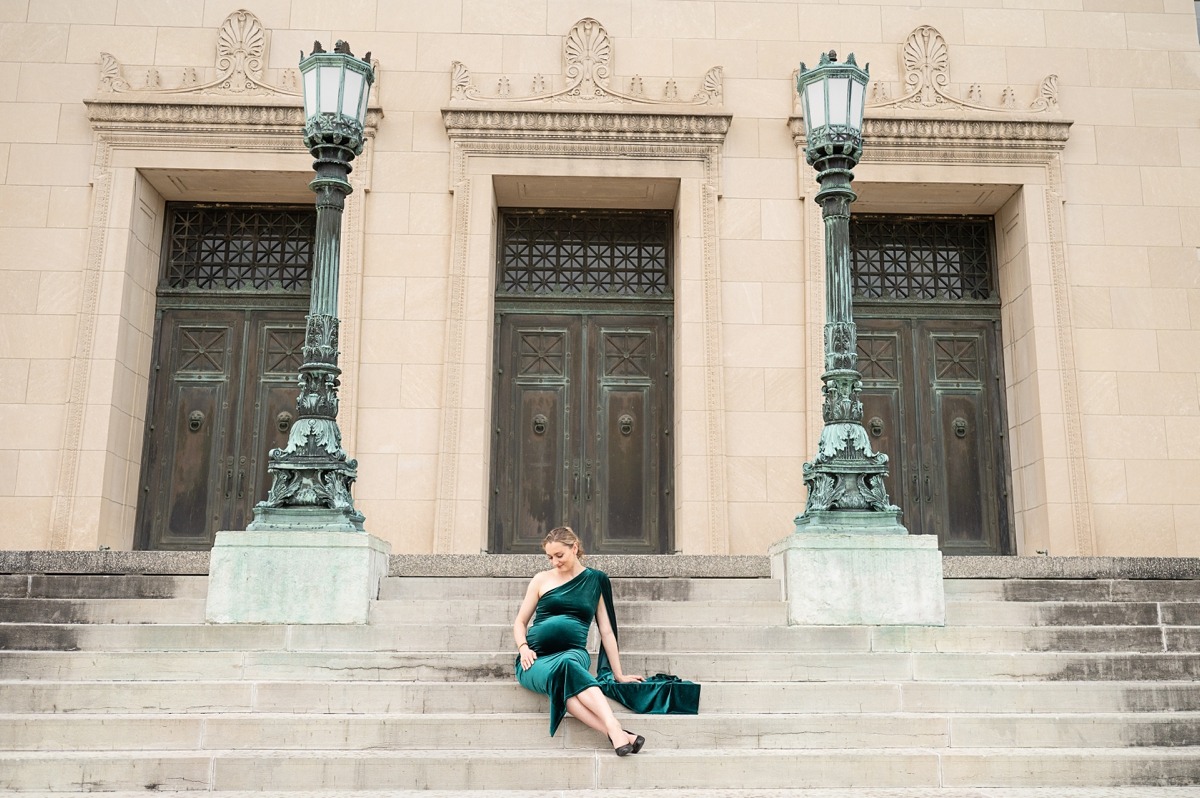 Elegant Maternity Session at The Dayton Art Institute