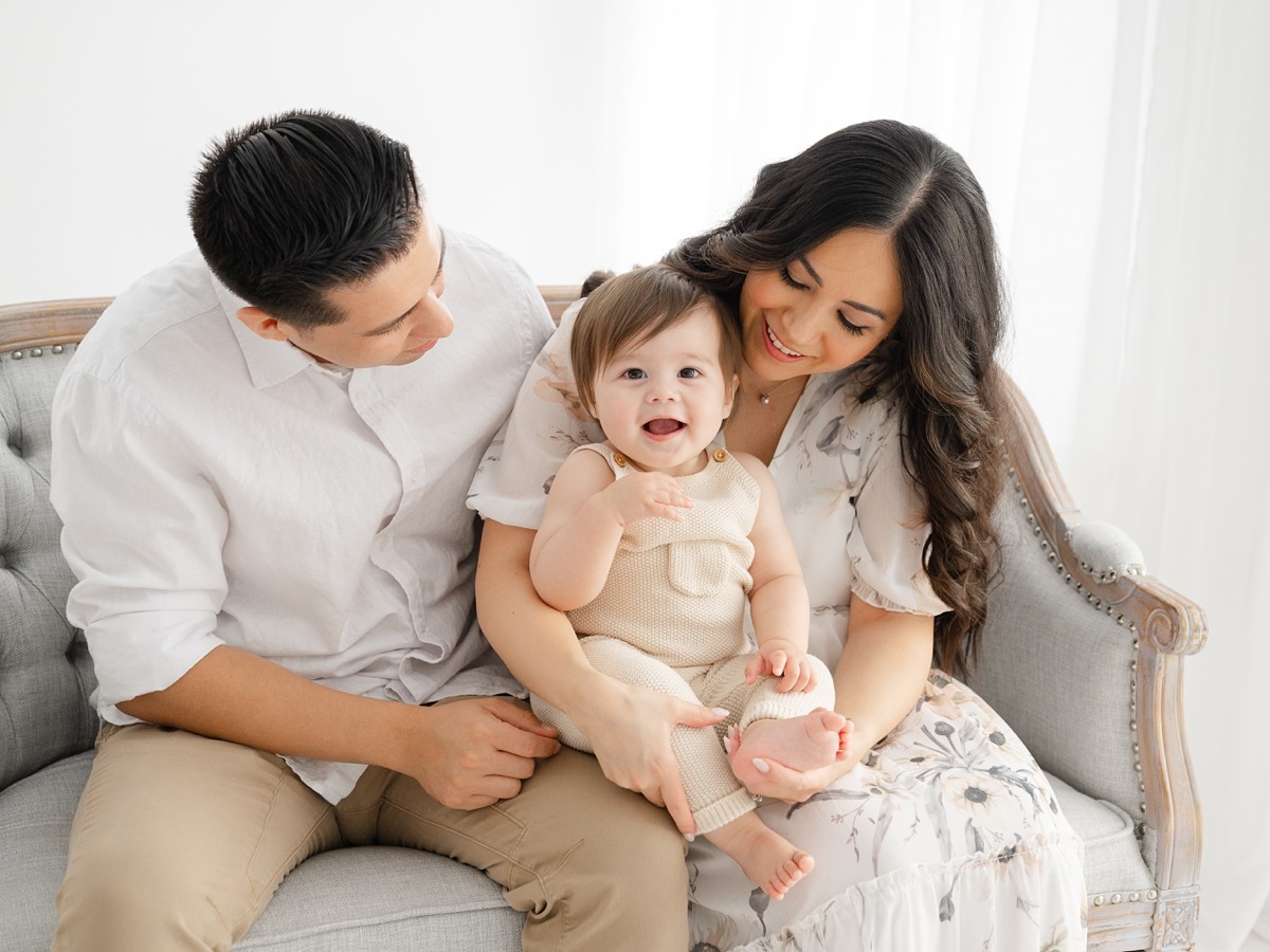 How to Prepare for Your Baby’s One-Year In Studio Milestone Session