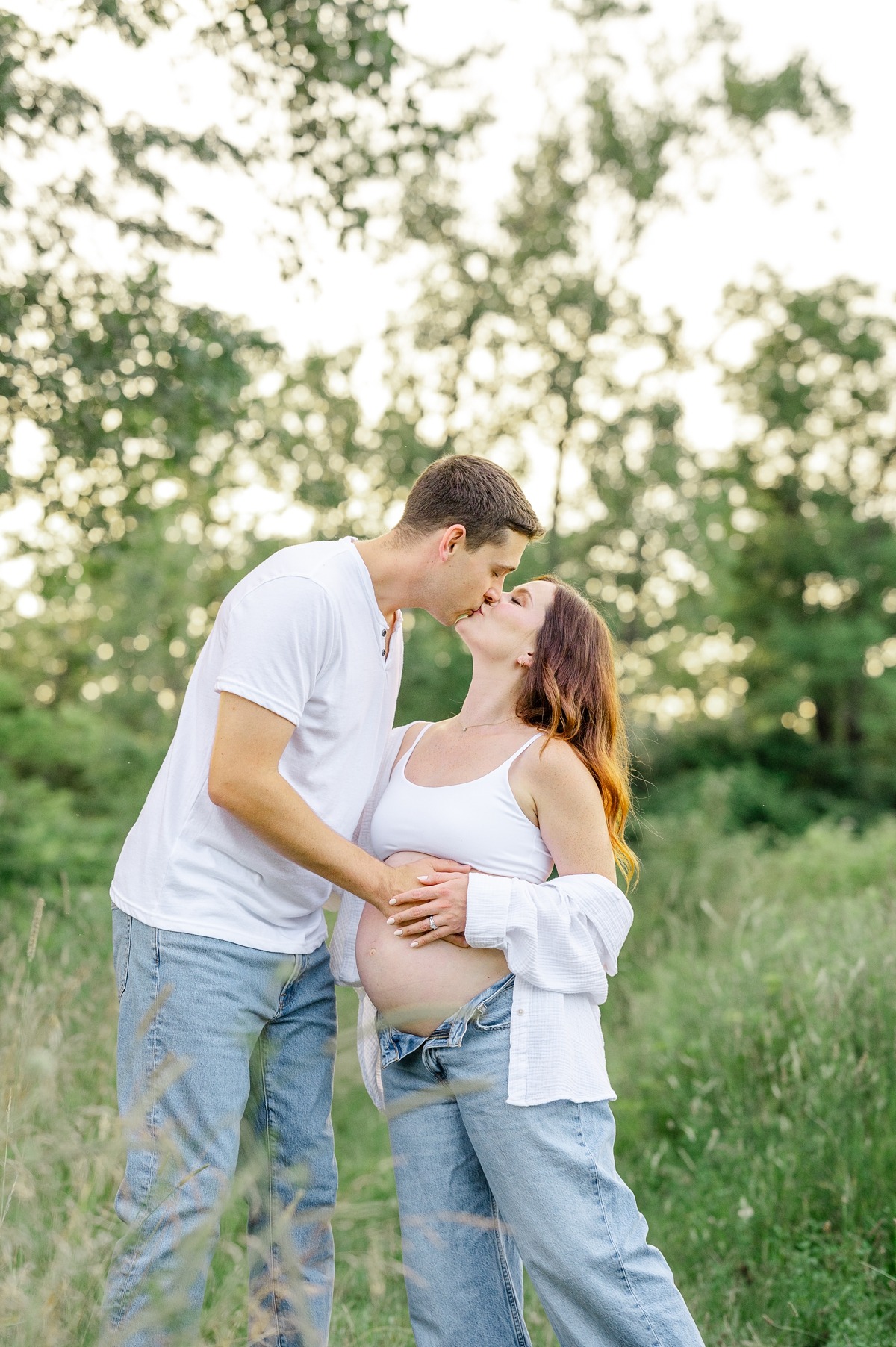 Summer Maternity Photos in Dayton, Ohio